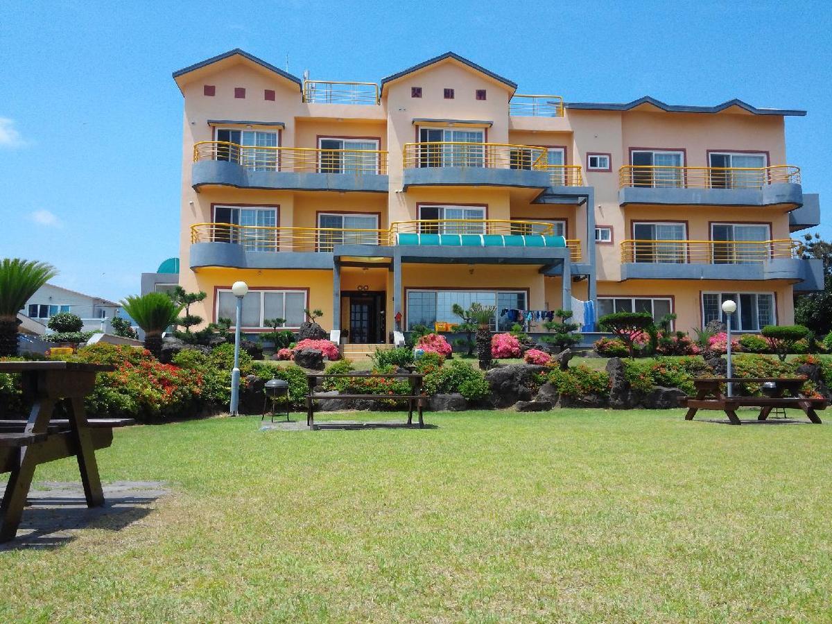 Getbawi Pension Seogwipo Exterior photo